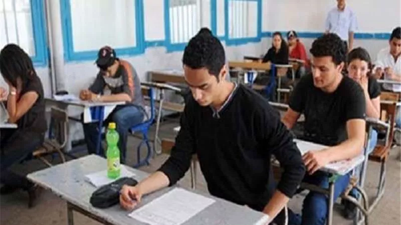 غرامة 10 جنيهات تواجة طلاب صفي الثالث الإعدادي والثانوي..لهذا السبب