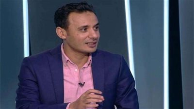 طارق السيد يتغزل في حكم مباراة الزمالك والرجاء