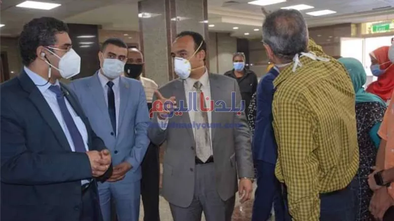 نائب محافظ المنيا يتفقد مستشفى ديرمواس المركزى