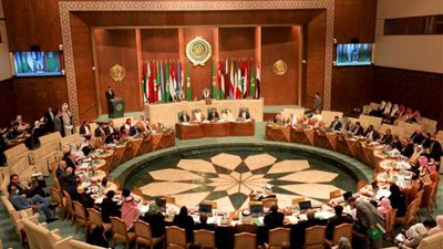 في يومها العالمي .. البرلمان العربي يثني على دور المرأة بكافة المستويات