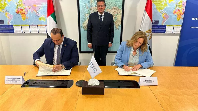 «عبدالغفار» يشهد توقيع بروتوكول تعاون مع أكبر الشركات المتخصصة في تقديم الخدمات الطبية للمرضى الدوليين