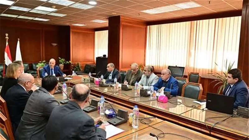 وزير الري يلتقى السفير الألماني بالقاهرة لبحث تعزيز التعاون فى مجال المياه