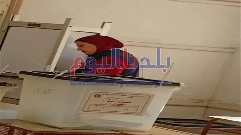 مايسة عطوة تُدلي بصوتها في انتخابات مجلس النواب 2020
