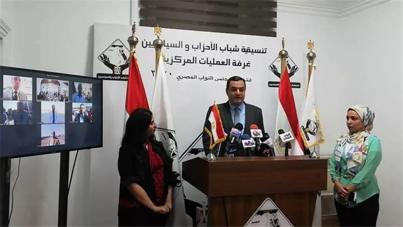 بالصور.. مؤتمر صحفي لتنسيقية شباب الاحزاب لرصد اليوم الأول لانتخابات النواب
