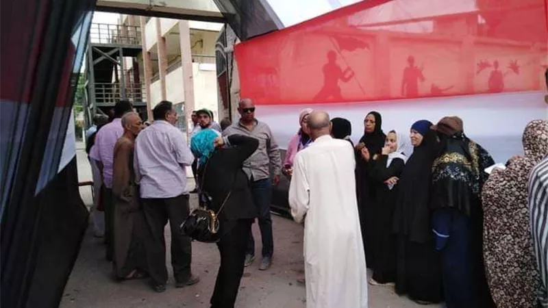 توافد أهالي إمبابة للمشاركة في انتخابات مجلس النواب