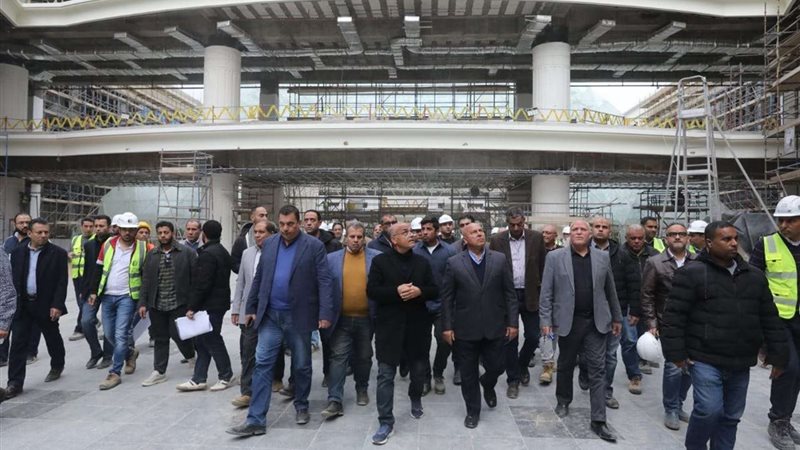 وزير النقل كامل الوزير