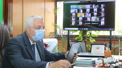 رئيس جامعة المنوفية يترأس الجلسة الشهرية للمجلس