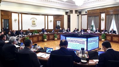 رئيس الوزراء: طرح 32 شركة في البورصة بدءًا من الربع الأول من 2023