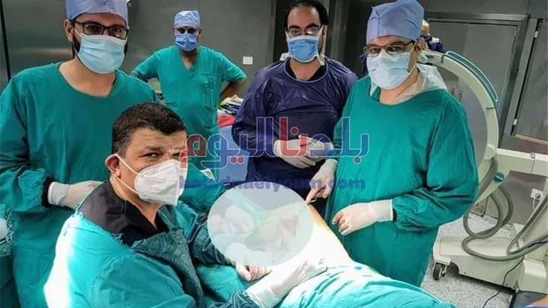 استئصال ورم يزن 15 كيلو من سيدة بمركز أورام طنطا