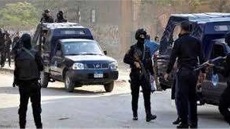 أمن القاهرة يضبط هاربا من أحكام تخطت الـ100 سنه سجن بمصر الجديدة