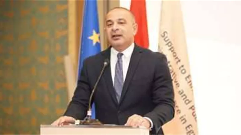 نائب وزيرة التخطيط يحضر مؤتمر مشروع 