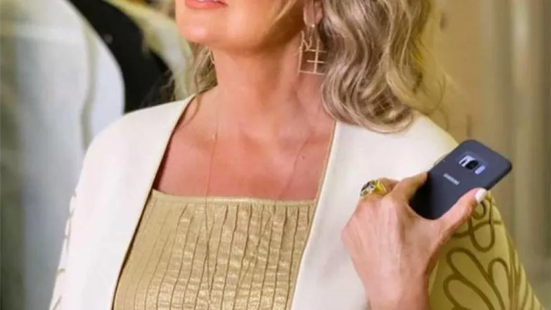 يسرا تتألق بإطلالة جديدة من مهرجان الجونة 2020.. صور