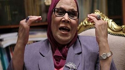 ردا على تصريحات إساءة الرسول.. آمنة نصير: أعتز بأن اسمي يوافق اسم أم النبي محمد سيد الخلق