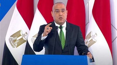 «الجزار» يتابع موقف تنفيذ مشروعين بالعاصمة الإدارية ومدينة العالمين