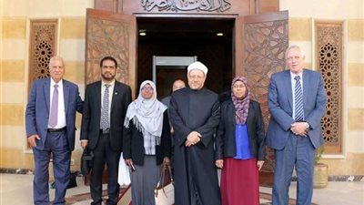 مفتى الجمهورية يحسم الجدل حول مشروعية الاحتفال بالمولد النبوى