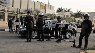 الحكومة تُعلن مواعيد جديدة لفتح وغلق المحال العامة