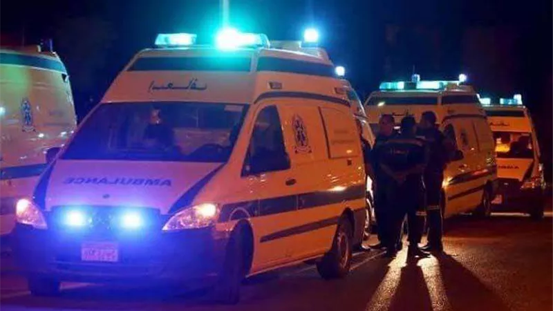 ارتفاع حصيلة حادث الواحات.. مصرع وإصابة 23 شخصًا في حادث تصادم نقل وميكروباص