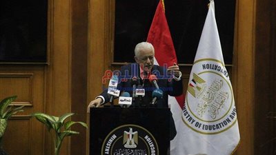 التعليم تلغي زيادة مصروفات المدارس الخاصة