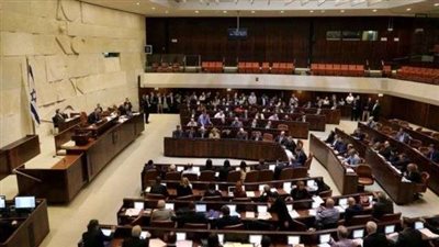 الكنيست الإسرائيلي يصدق على قانون سحب الجنسية من الأسرى الفلسطينيين