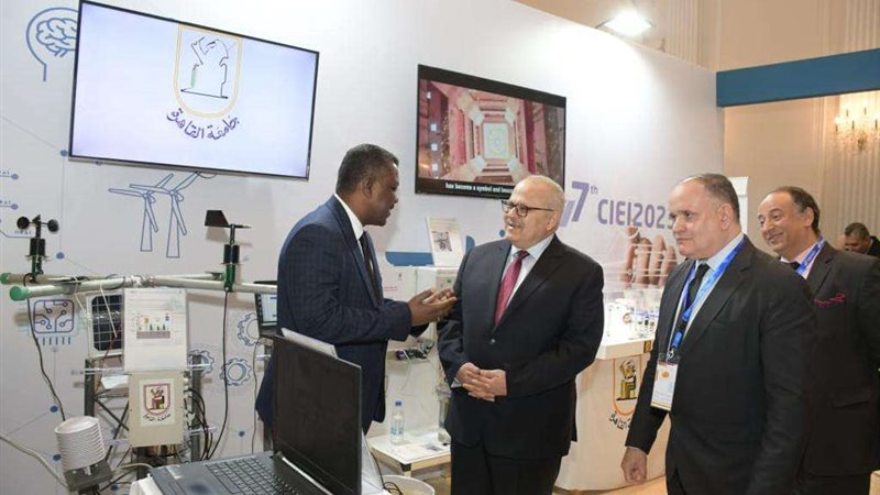 الخشت: مشروعات الجامعة