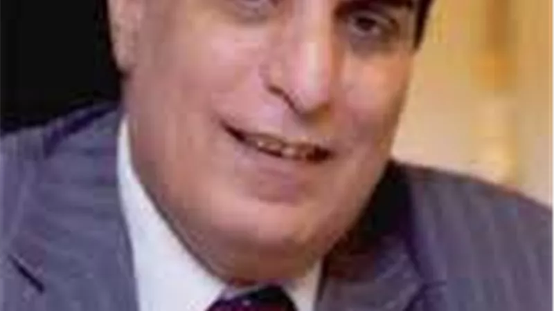 الموت يفجع صاحبة الجلالة.. وفاة الكاتب الصحفي مرسي عطا الله