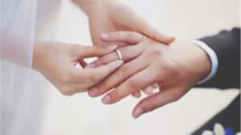 الصحة تكشف حقيقة تأجيل الزواج للأشخاص المصابين بالأمراض عقب إجراء التحاليل