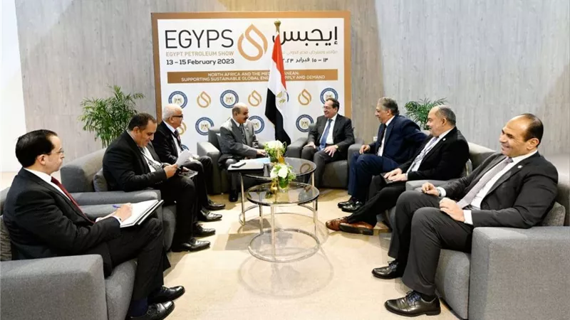 وزير البترول يستقبل رئيس شركة دراجون أويل الإماراتية لبحث أنشطة الشركة