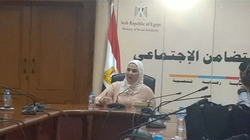 التضامن: استبدال بطاقات 3 مليون ونصف من تكافل وكرامة ببطاقات ميزة