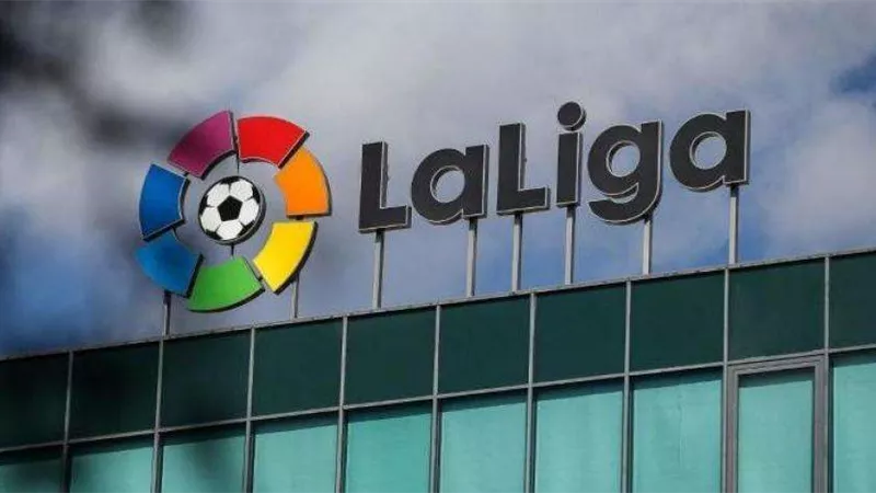 الاتحاد الإسباني يصدر بيانًا رسميًا حول تورط برشلونة برشاوي لجنة التحكيم