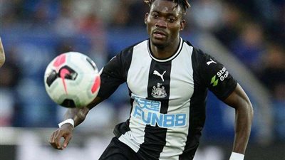 وفاة اللاعب الغاني كريستيان أتسو بعد 13 يوم تحت الأنقاض
