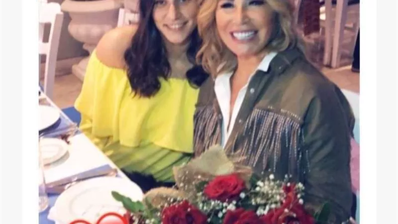 لأول مرة.. شاهد ابنة إيناس الدغيدي في مهرجان الإسكندرية السينمائي