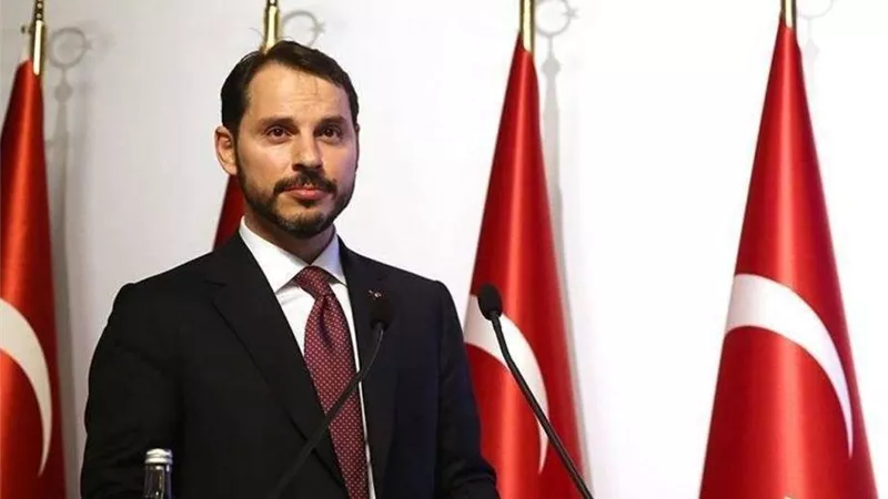 صهر أردوغان.. استقالة وزير المالية التركي من منصبه
