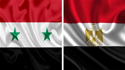 متحدث الرئاسة يعلن وصول سفينة إمداد إلى ميناء اللاذقية السوري