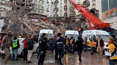 مصرع 7 في تركيا وسوريا جراء الزلزال الأخير