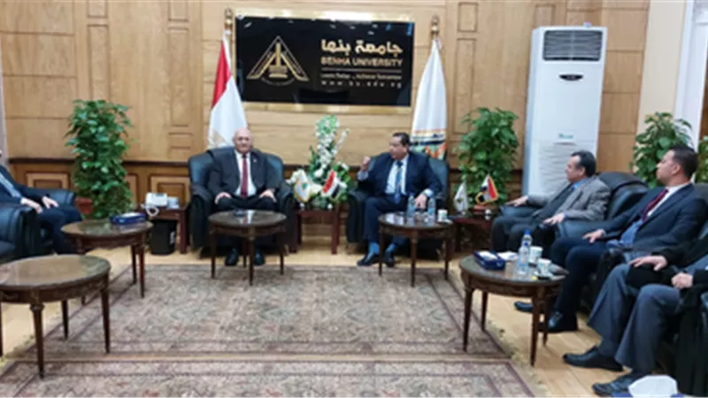 رئيس جامعة بنها يستقبل وفد هيئة تنمية الصعيد بمجلس الوزراء