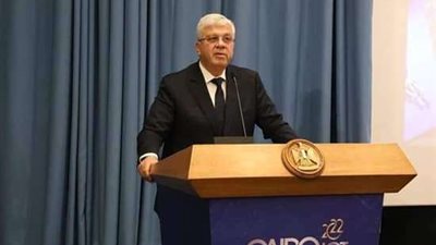 بعد قليل.. وزير التعليم العالي يفتتح عدد من المنشآت الصحية بجامعة عين شمس