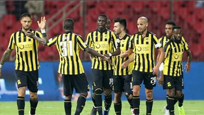 الاتحاد السعودي يتلقى صدمة جديدة قبل مواجهة الرائد بالدوري السعودي