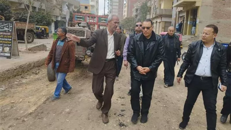 محافظ الشرقية يُشدد على سرعة الانتهاء من أعمال رد الشيء لأصله بشارع بنك مصر