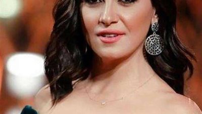 بالصور.. ريهام عبدالغفور تشارك جمهورها كواليس تصوير الحلقة الأخيرة من «أزمة منتصف العمر»