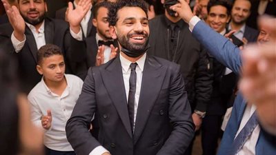 اتحاد الكرة يصدر بيانًا باللغة الانجليزية لتوضيح الحالة الصحية لـ محمد صلاح بعد إصابته بكورونا