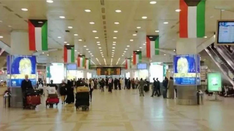 الكويت تُعلن عن تكلفة عودة وافدي الدول المحظورة