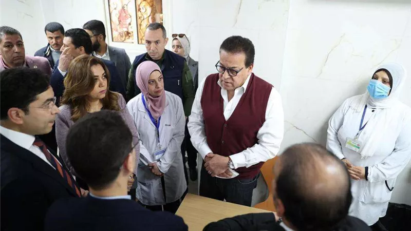 وزير الصحة يوجه بالإسراع في إنهاء مشروع ميكنة مركز طب الأسرة بحي ثانِ