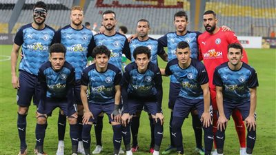 وصول بيراميدز إلى ملعب المباراة استعدادا لمواجهة أسكو كارا