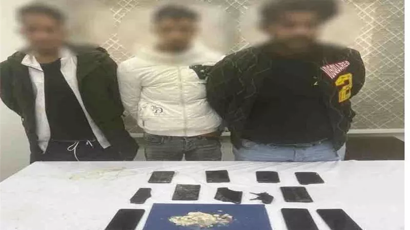 القبض على 3 تجار مخدرات بحوزتهم هيروين وحشيش بالسلام