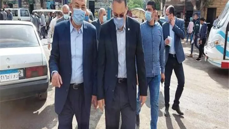 محافظ الشرقية يُوجه رجال المرور بتكثيف التواجد  بالشوارع والميادين الرئيسية