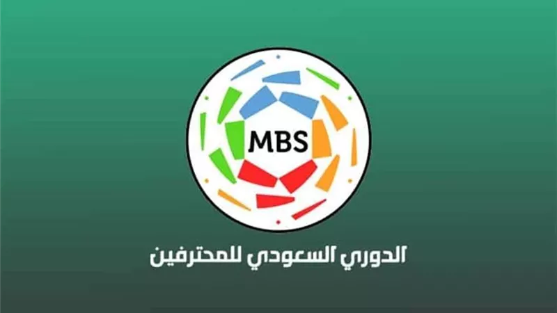 حكم مصري سابق يقترب من منصب كبير في الدوري السعودي