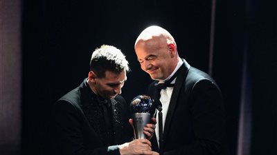رسميًا.. ليونيل ميسي أفضل لاعب في العالم