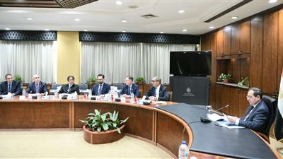 «الملا» يستقبل وفداً من شركة ميدتيرا الكندية لبحث التعاون المشترك