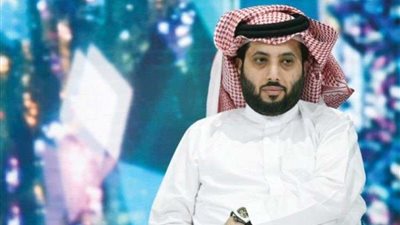 تركي آل الشيخ: صوت المطربة آمال ماهر يجعلني أقول