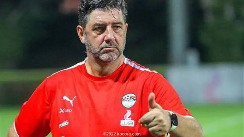 المحكمة الرياضية تنصف فيتوريا في قضيته ضد النصر السعودي